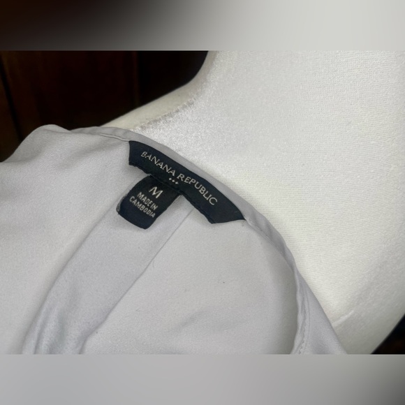 White House, Black market blouse - Picture 3 of 5